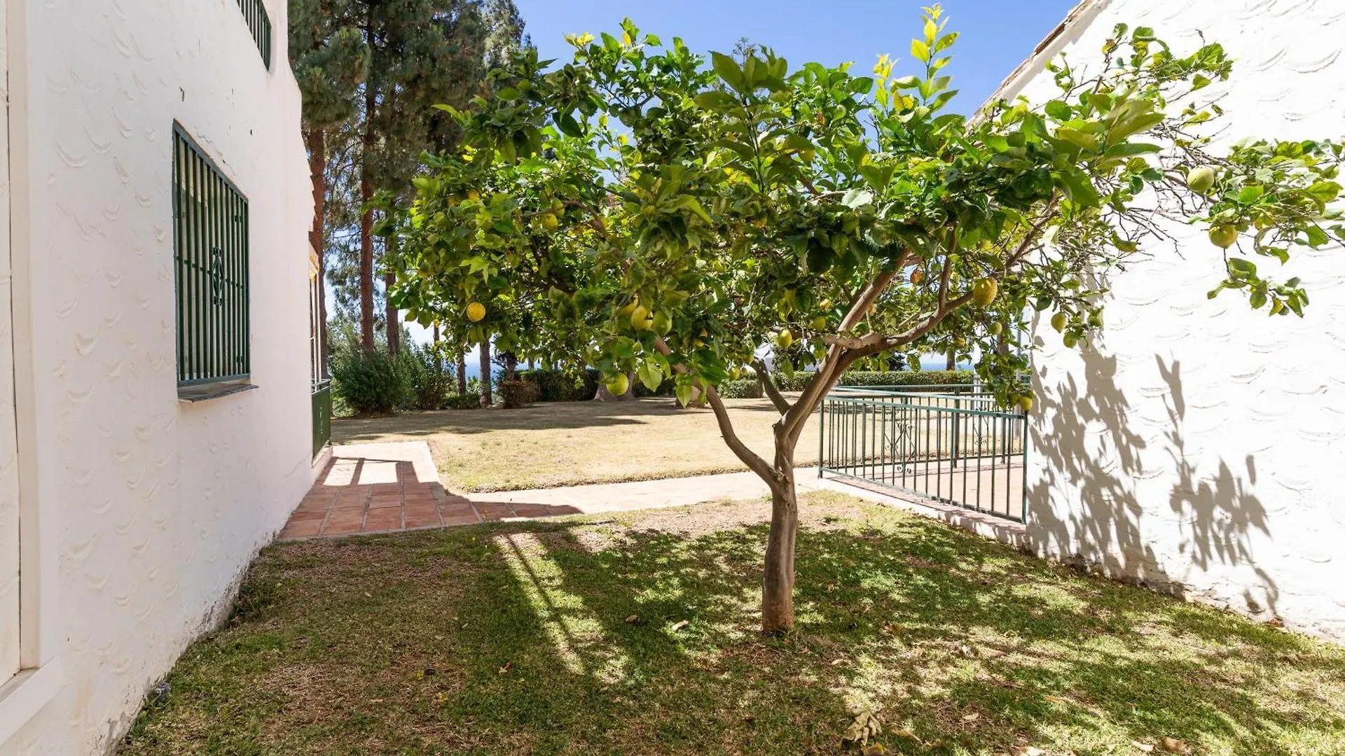 Mirador De Calahonda Apartment Sitio de Calahonda Spain